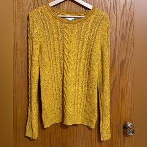 Old Navy mustard color seater‎ cable knit sz medium